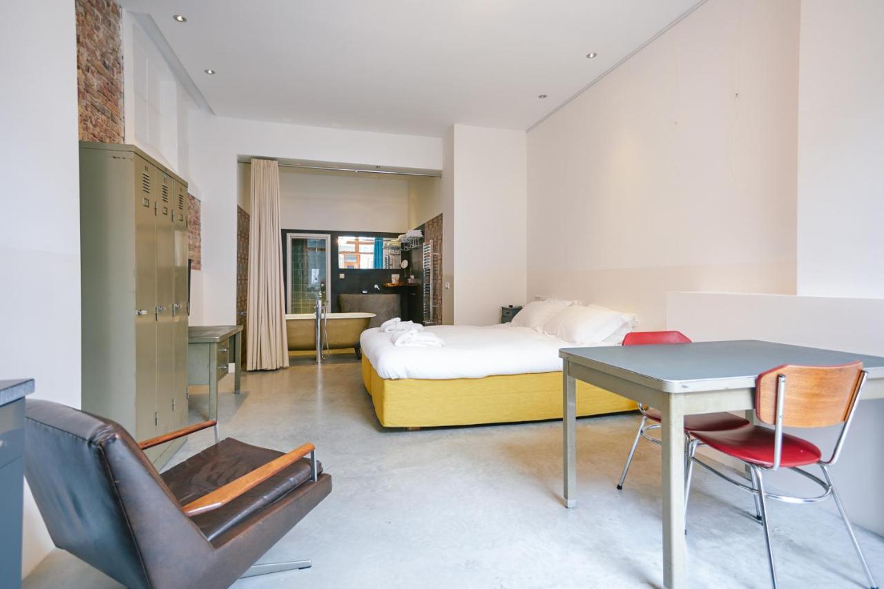 Hotel Karel *